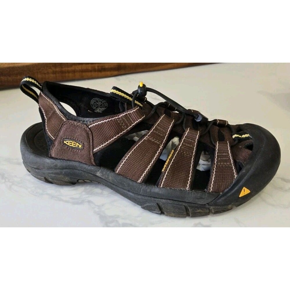 Mens KEEN Newport Hydro-M Sandals Water Shoes Waterproof BISON/WET SAND -Size 10